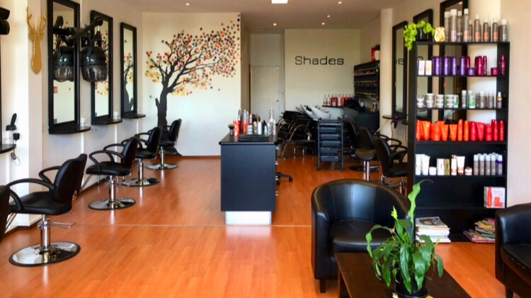 Shades Hairdressing Studio | hair care | Stonehurst Pl, Faulconbridge NSW 2776, Australia | 0247511890 OR +61 2 4751 1890