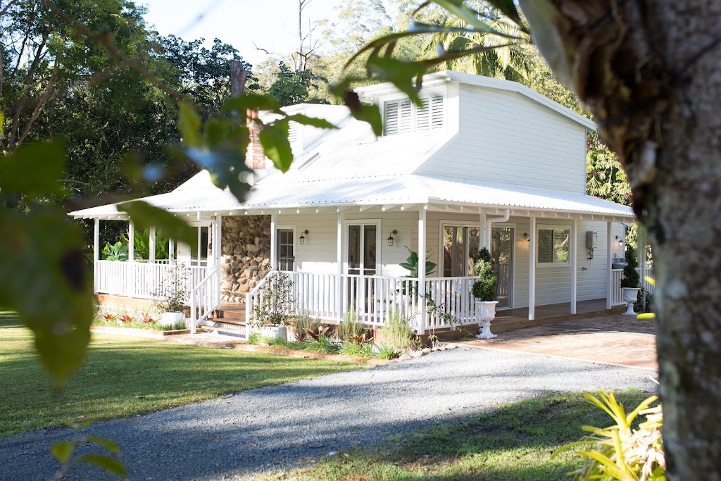 The Gingerbread House | 27 Dalton Rd, Tallebudgera Valley QLD 4228, Australia | Phone: 0400 721 439