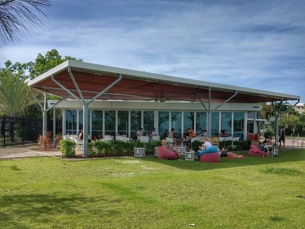 The Foreshore Restaurant & Cafe | restaurant | 259 Casuarina Dr, Nightcliff NT 0810, Australia | 0889484488 OR +61 8 8948 4488