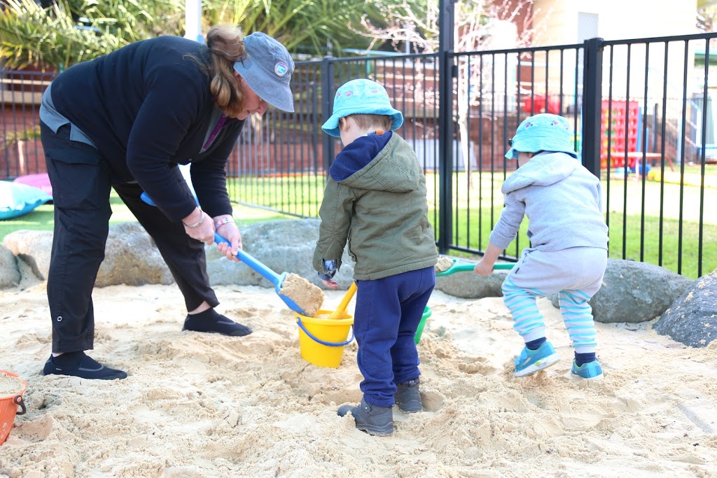 Goodstart Early Learning Cowra | 2 Binni Creek Rd, Cowra NSW 2794, Australia | Phone: 1800 222 543