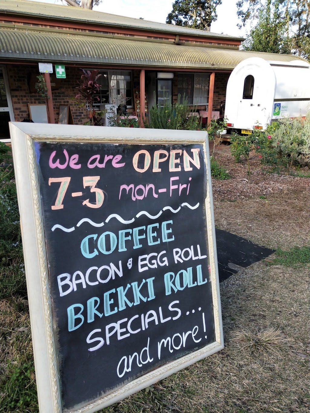 Narara Ecovillage Coffee Cart | cafe | 30 Gugandi Rd, Narara NSW 2250, Australia | 0243281588 OR +61 2 4328 1588