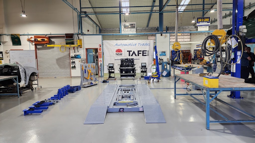 Automotive Repair Equipment | E1/5-7 Hepher Rd, Campbelltown NSW 2560, Australia | Phone: (02) 7205 6313