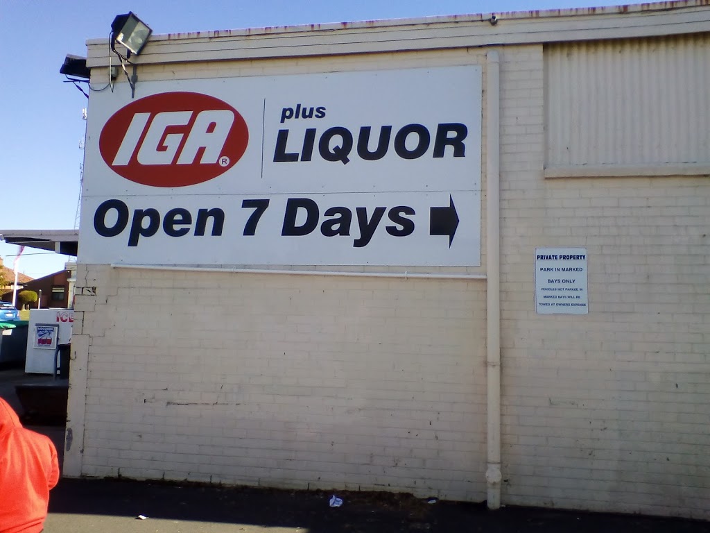 IGA East Maitland Plus Liquor | supermarket | 95 Lawes St, East Maitland NSW 2323, Australia | 0249337886 OR +61 2 4933 7886