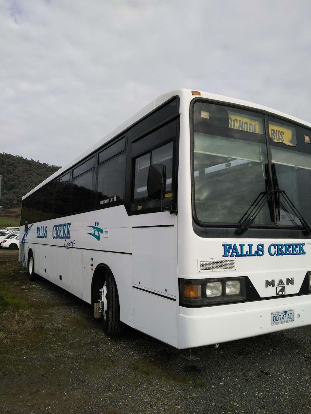 Falls Creek Coach Service | travel agency | 233 Kiewa Valley Highway, Tawonga South VIC 3698, Australia | 0357544024 OR +61 3 5754 4024