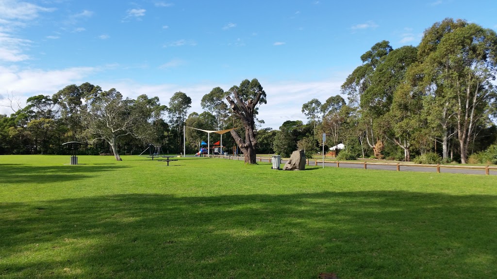 William Beach Park Reserve | park | Brownsville NSW 2530, Australia | 0242277111 OR +61 2 4227 7111