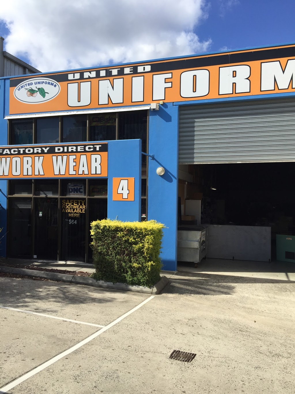 United Uniforms | clothing store | 4/2-4 Keppel Dr, Hallam VIC 3803, Australia | 1300864400 OR +61 1300 864 400