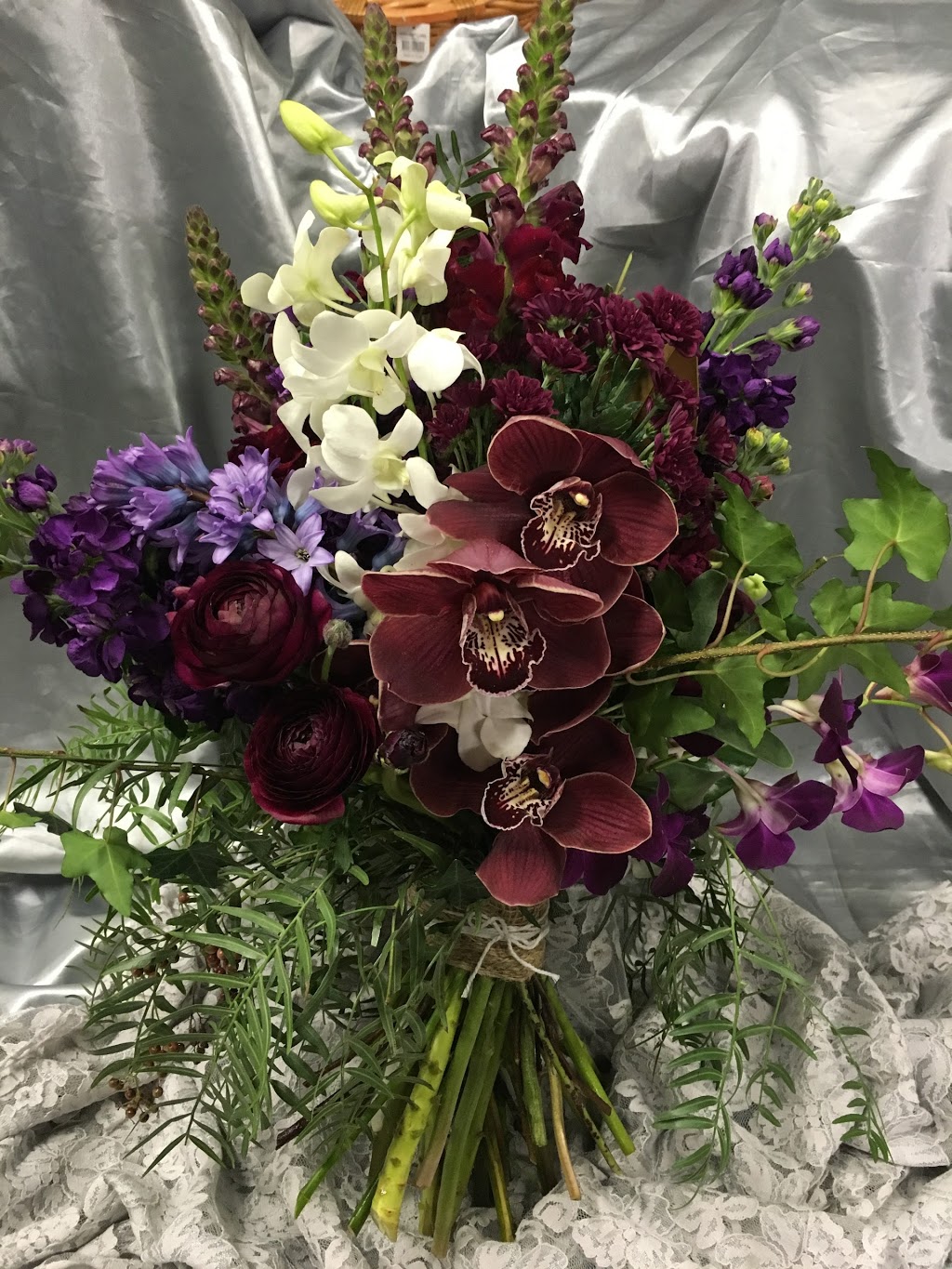 Georgelins Florist | 34 Sydney Rd, Coburg VIC 3058, Australia | Phone: (03) 9386 2827