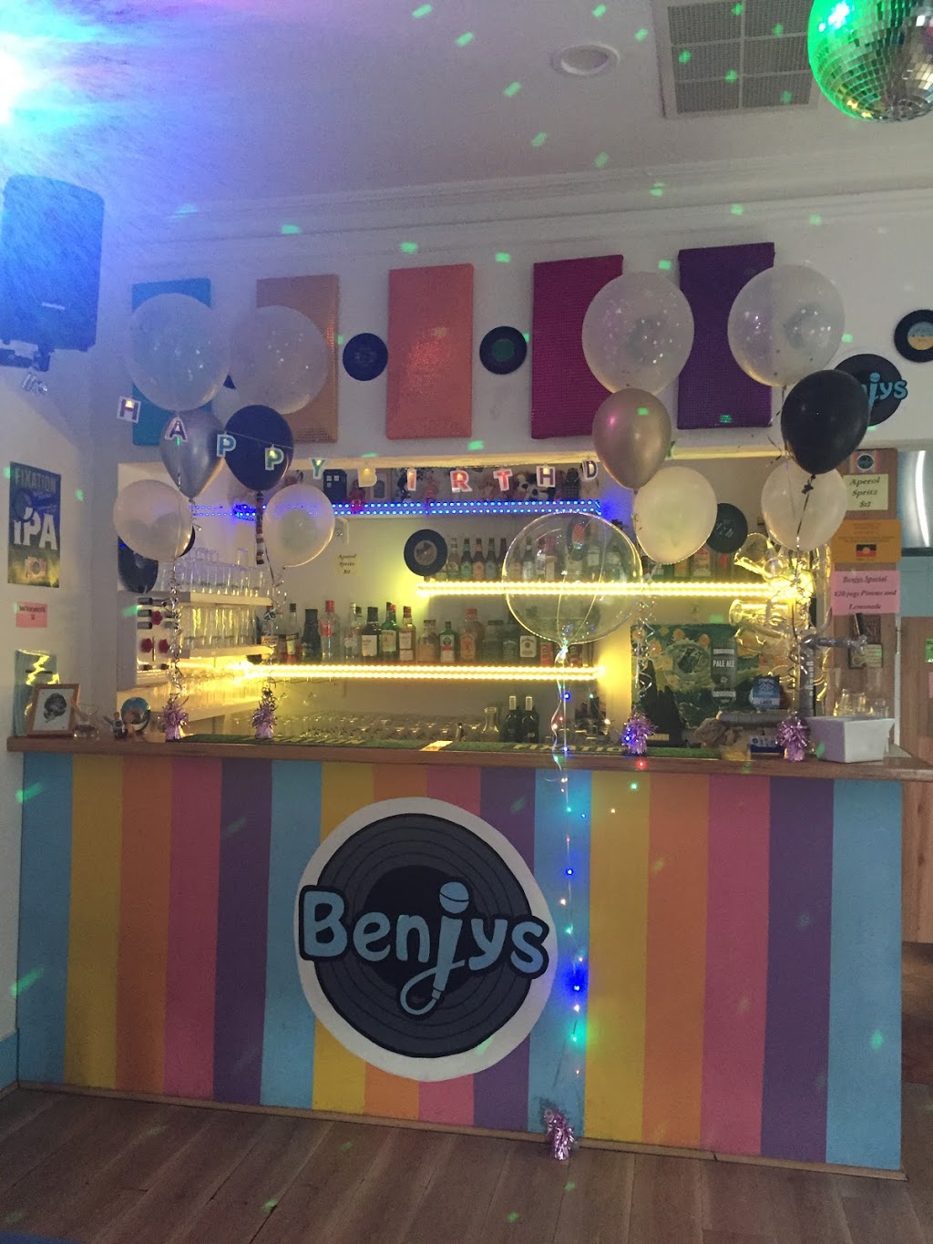 Benjys Karaoke Bar | night club | 285 Lygon St, Brunswick East VIC 3057, Australia | 0439203765 OR +61 439 203 765