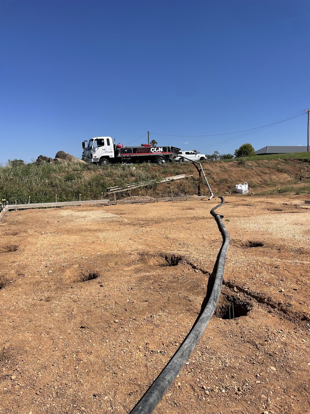 Simmcon Concrete Pumping | 82 Calare St, Cowra NSW 2794, Australia | Phone: 0436 470 243