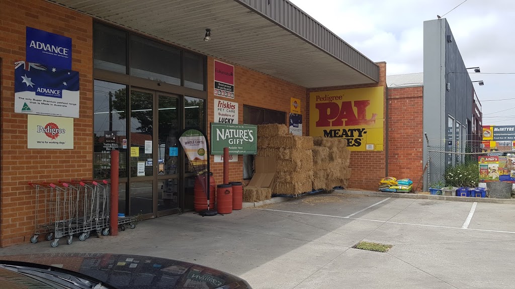 Jay Bees Pet Food & Produce (202 McIntyre Rd) Opening Hours