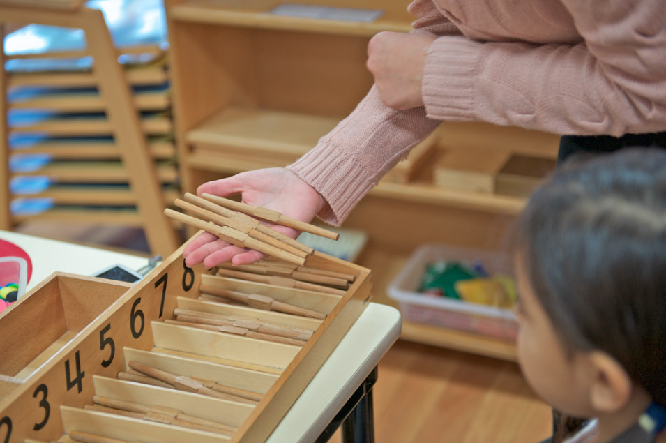 Greenacre Montessori Academy Child Care Centre | school | 84 Banksia Rd, Greenacre NSW 2190, Australia | 1300000162 OR +61 1300 000 162