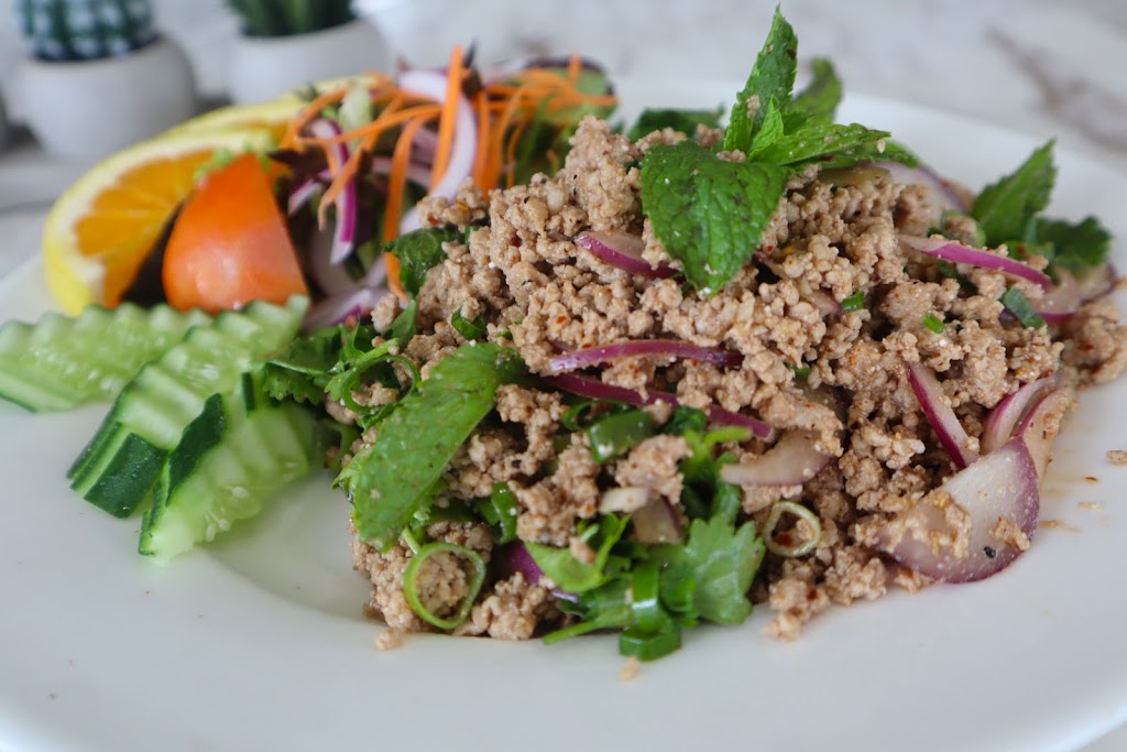 Bunsom’s Aussie Thai Restaurant | Shop 1/226 Watkins Rd, Wangi Wangi NSW 2267, Australia | Phone: 0422 485 908