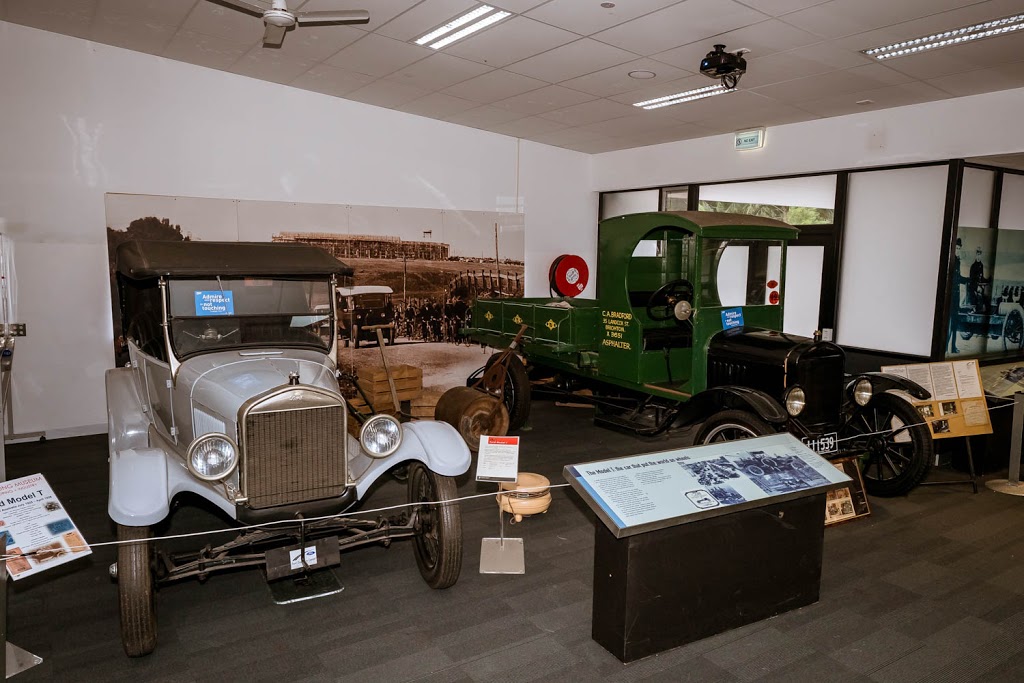 Geelong Museum of Motoring + Industry | museum | 23 Waymouth St, Hamlyn Heights VIC 3215, Australia | 0466041803 OR +61 466 041 803