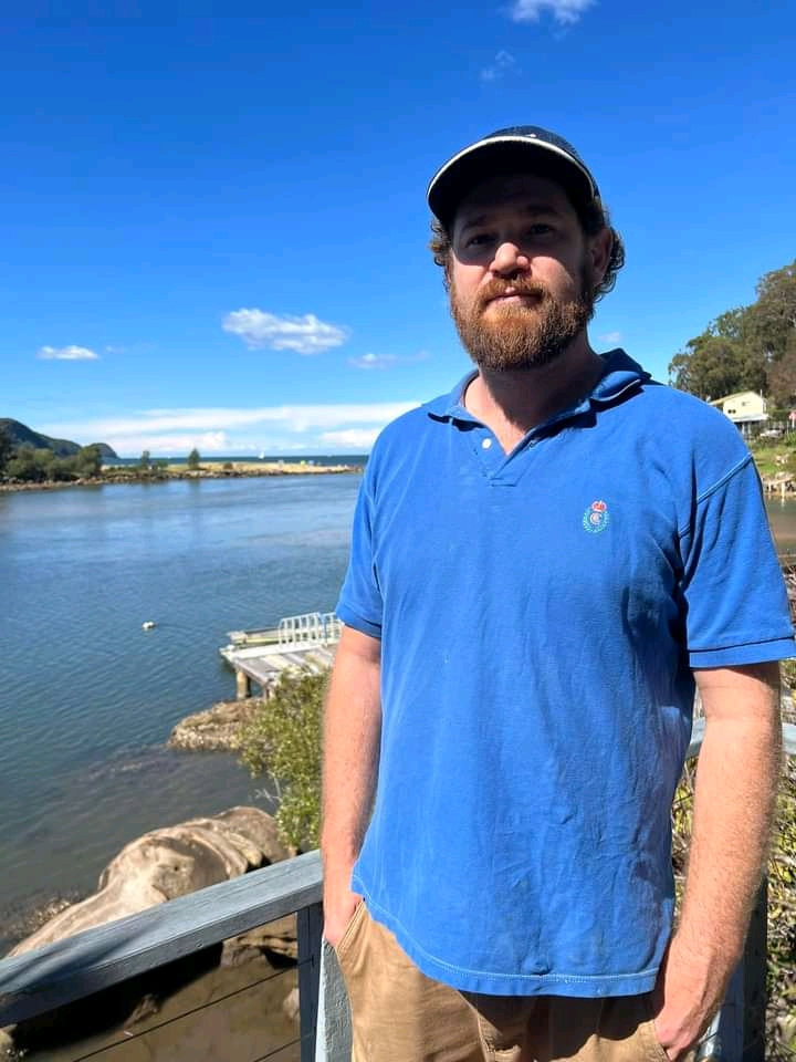 Angus Ethical-Data.Mail.List: e.g ( Straw ) | Hawkesbury River, Patonga NSW 2256, Australia | Phone: 0415 114 805