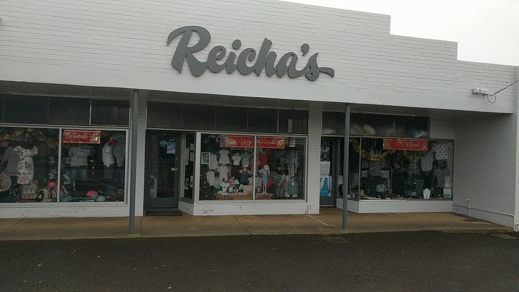 Reichas Drapery | clothing store | 16 Curdie St, Cobden VIC 3266, Australia | 0355951734 OR +61 3 5595 1734