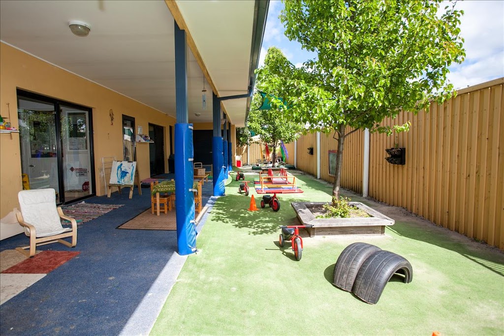 Nurture One Roscoe Avenue Childrens Centre | school | 36 Ballarat Rd, Hamilton VIC 3300, Australia | 1800517027 OR +61 1800 517 027