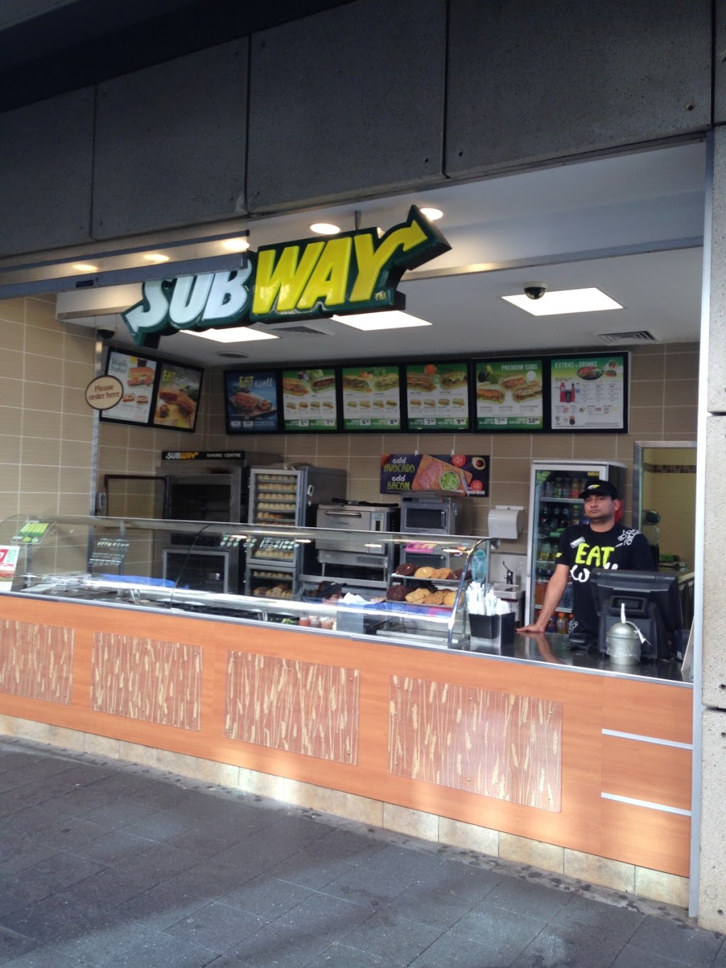 Subway | restaurant | Fox Entertainment Precinct 210-G01A, Suttor Ave, Moore Park NSW 2021, Australia | 0293317333 OR +61 2 9331 7333