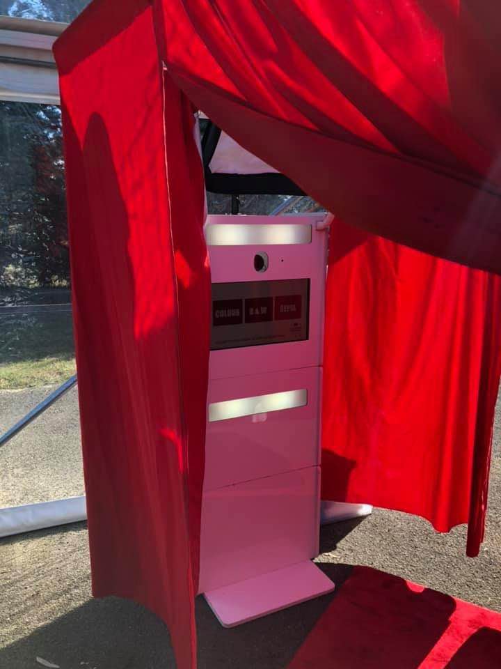 Capture The Moment Photo Booth & Slushie Machine Hire | home goods store | Lang Lang VIC 3984, Australia | 0423745793 OR +61 423 745 793