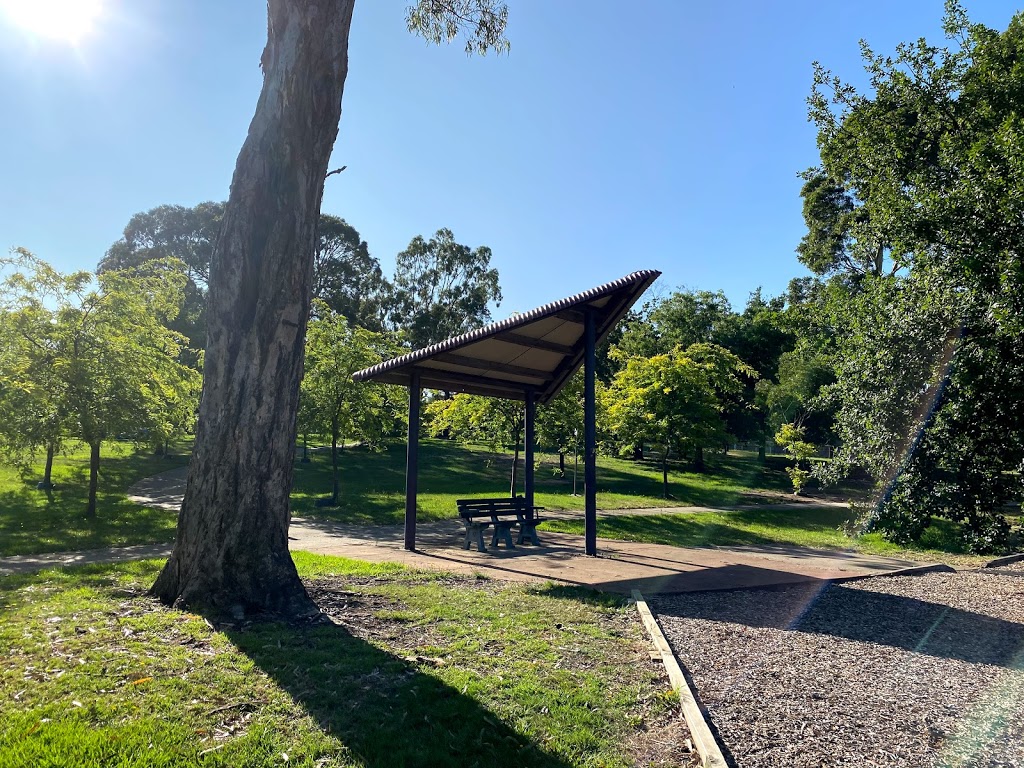 Sydney Parkinson Reserve Playground | 1I John Edgcumbe Way, Endeavour Hills VIC 3802, Australia | Phone: (03) 9705 5200