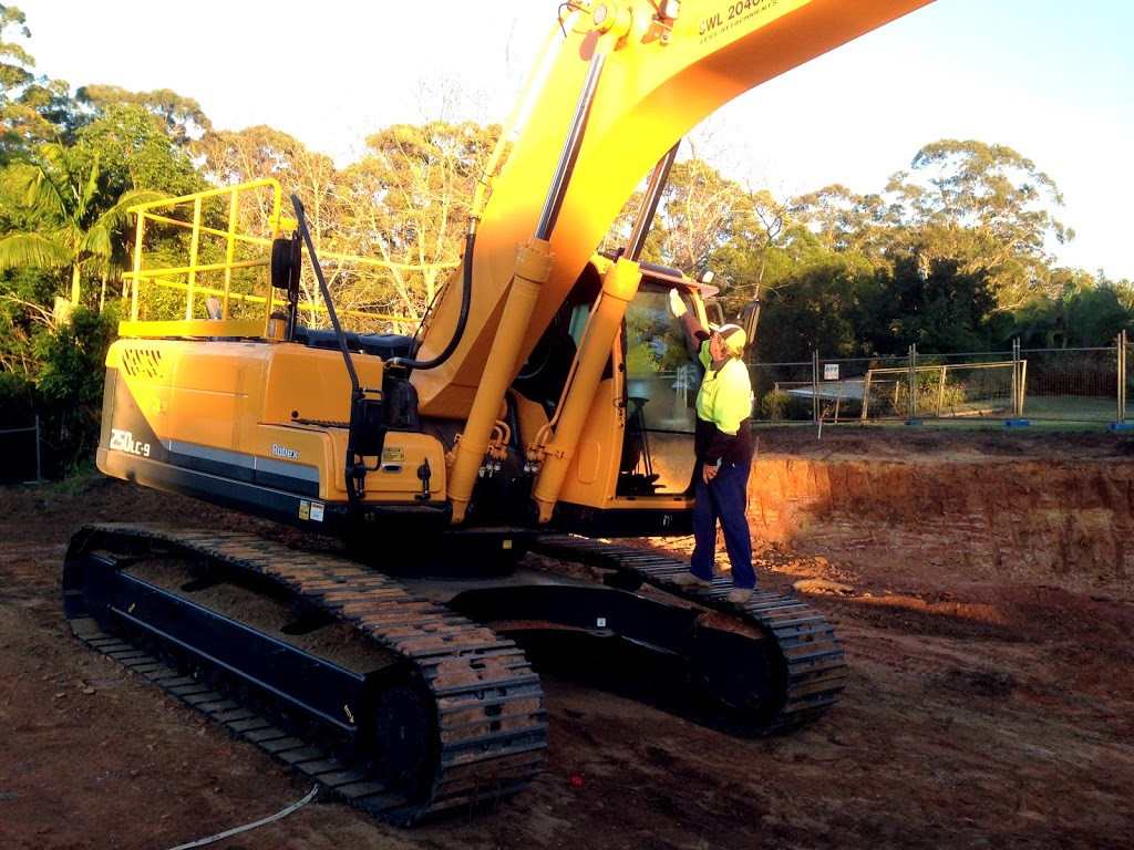 R & R Earth Moving | general contractor | 1 Kelly Ct, Landsborough QLD 4550, Australia | 0753061031 OR +61 7 5306 1031