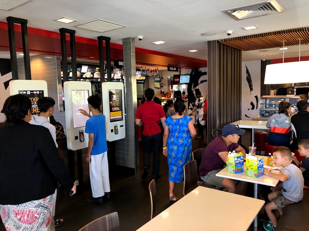 McDonalds Cartwright | 2 Lyn Parade, Prestons NSW 2170, Australia | Phone: (02) 8783 5660