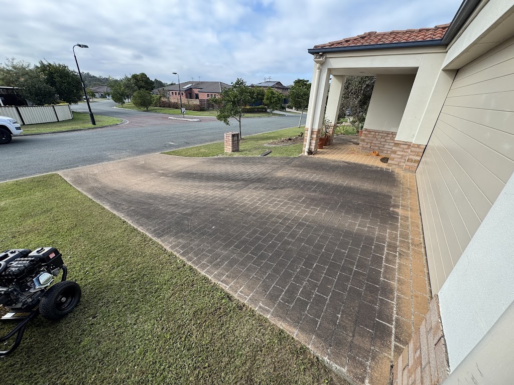 A1 pressure washing | Honeysuckle Way, Calamvale QLD 4116, Australia | Phone: 0435 111 474
