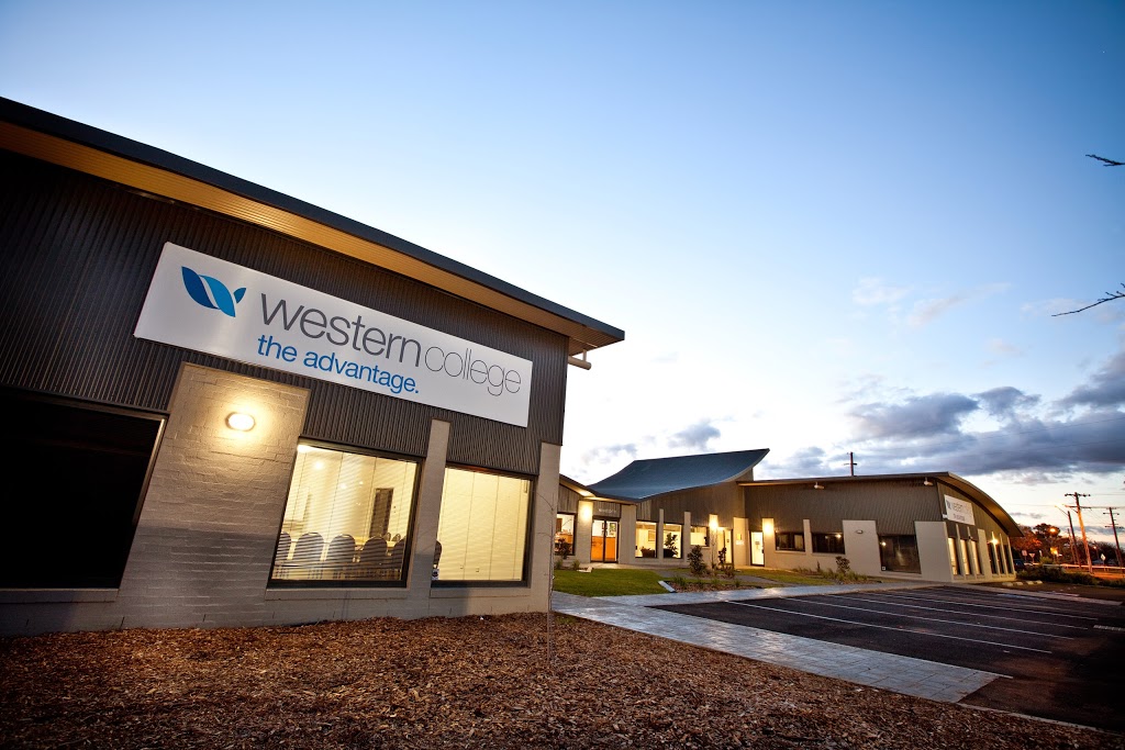 Western College Dubbo | university | 37 Cobbora Rd, Dubbo NSW 2830, Australia | 0268842899 OR +61 2 6884 2899