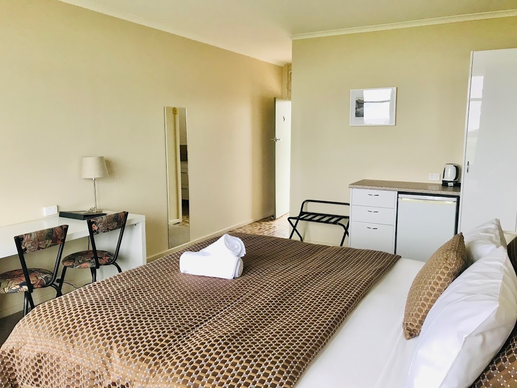 Highway One Motel Ceduna | 35 Eyre Hwy, Ceduna SA 5690, Australia | Phone: (08) 8625 2208
