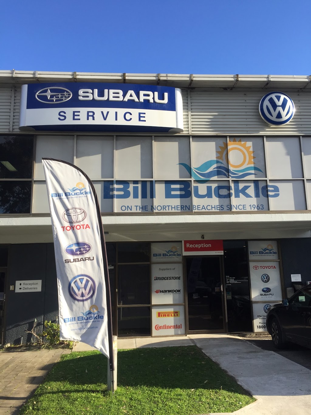 Bill Buckle Mona Vale Service | car repair | 4/83 Bassett St, Mona Vale NSW 2103, Australia | 0284012800 OR +61 2 8401 2800