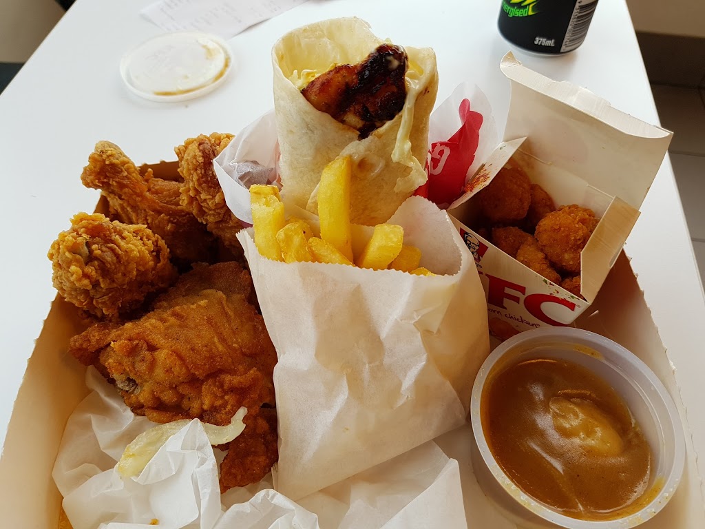 KFC Cranbrook | meal takeaway | 474 Ross River Rd, Cranbrook QLD 4814, Australia | 0747734888 OR +61 7 4773 4888