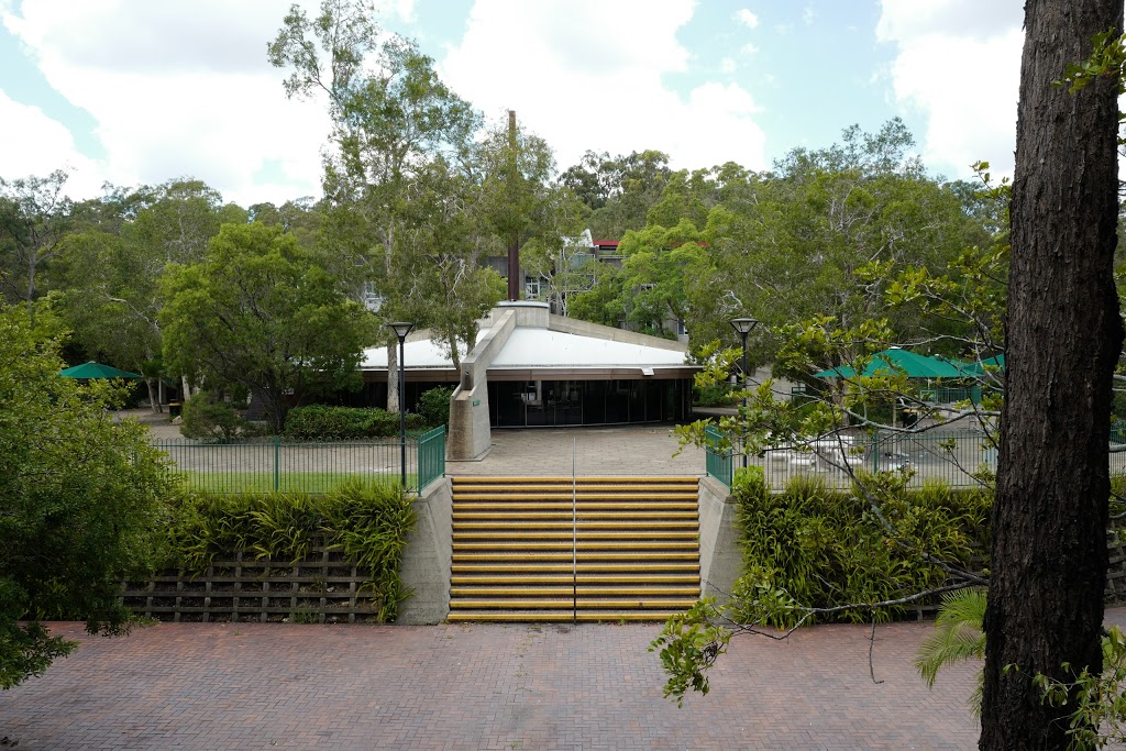 The Roundhouse (M04) | university | Round House Road, Mount Gravatt QLD 4122, Australia
