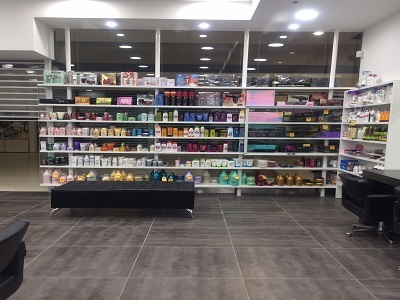 Raissis Hair Fashions | hair care | Shop T82 Glenquarie Town Centre, Lot 133 Brooks St, Macquarie Fields NSW 2564, Australia | 0296185002 OR +61 2 9618 5002