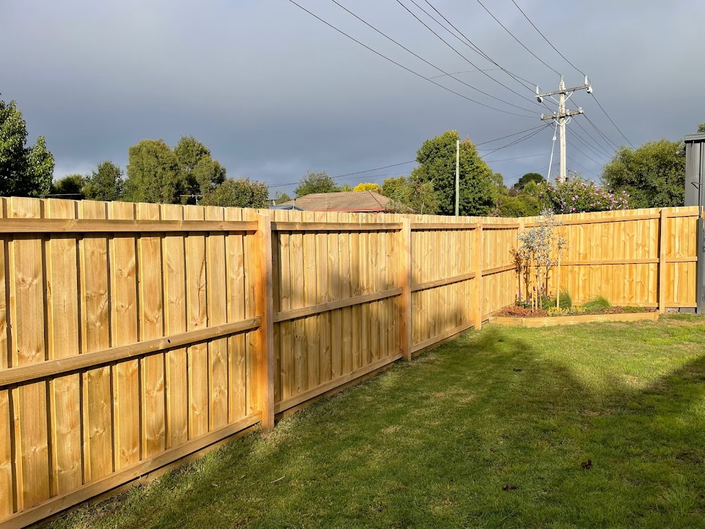 Little Fencing Company | High St, Woodend VIC 3442, Australia | Phone: 0419 160 978