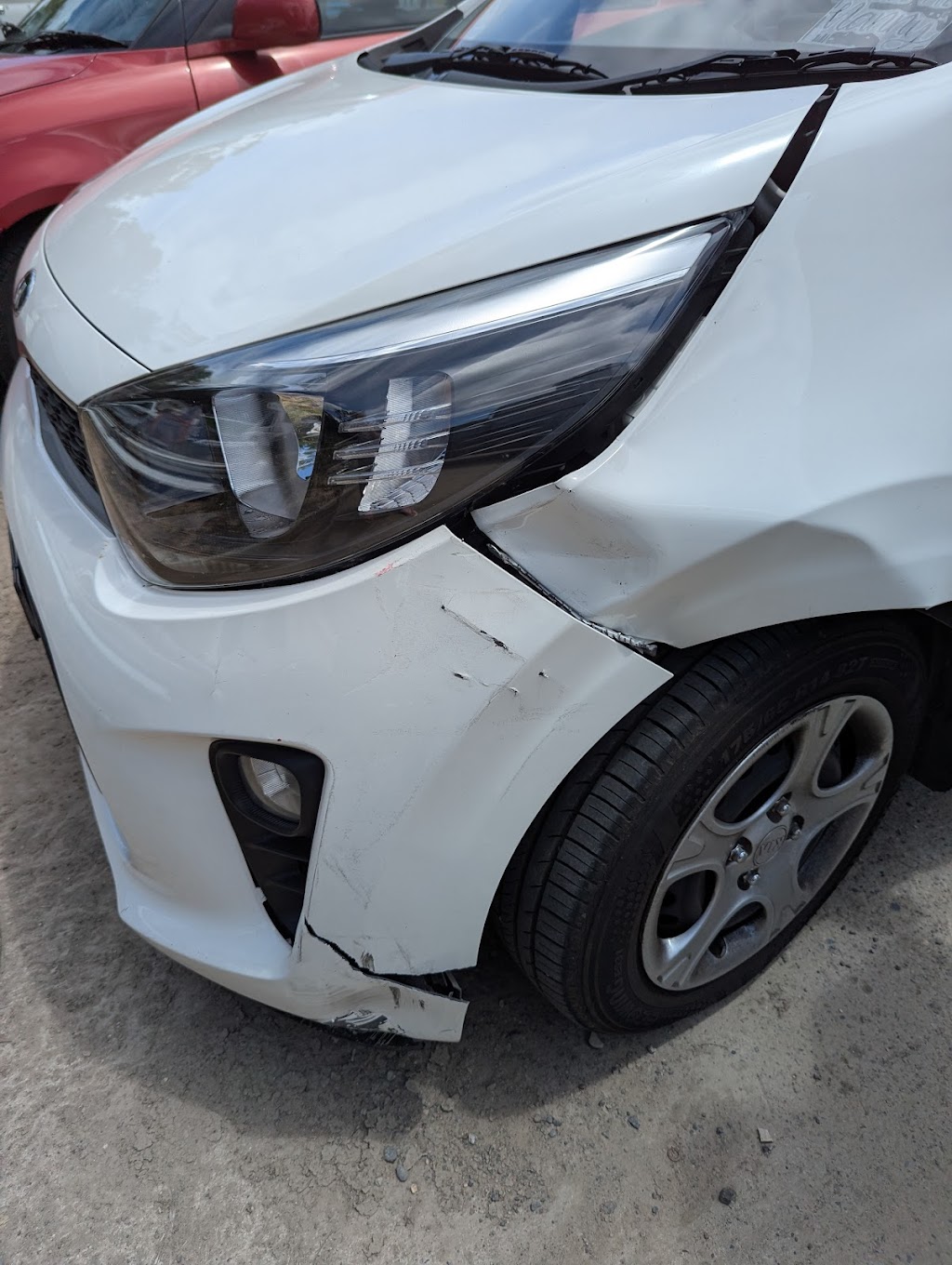 A2B Repair Centre +A2B Heavy Haulage Collision Repairs | 1/4 Catamaran Rd, Fountaindale NSW 2258, Australia | Phone: 0403 598 208