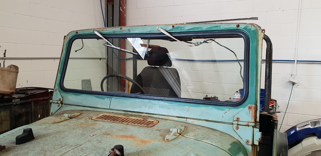 King Autoglass & windscreen repairs | car repair | 15 Griffiths St, Charlestown NSW 2290, Australia | 0431523563 OR +61 431 523 563