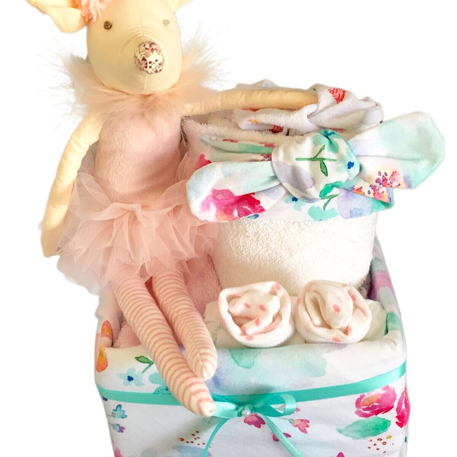 Snugglybubs Nappy Cakes and Baby Gifts | 4 Aurora Grove, Ocean Reef WA 6027, Australia | Phone: 0439 947 715