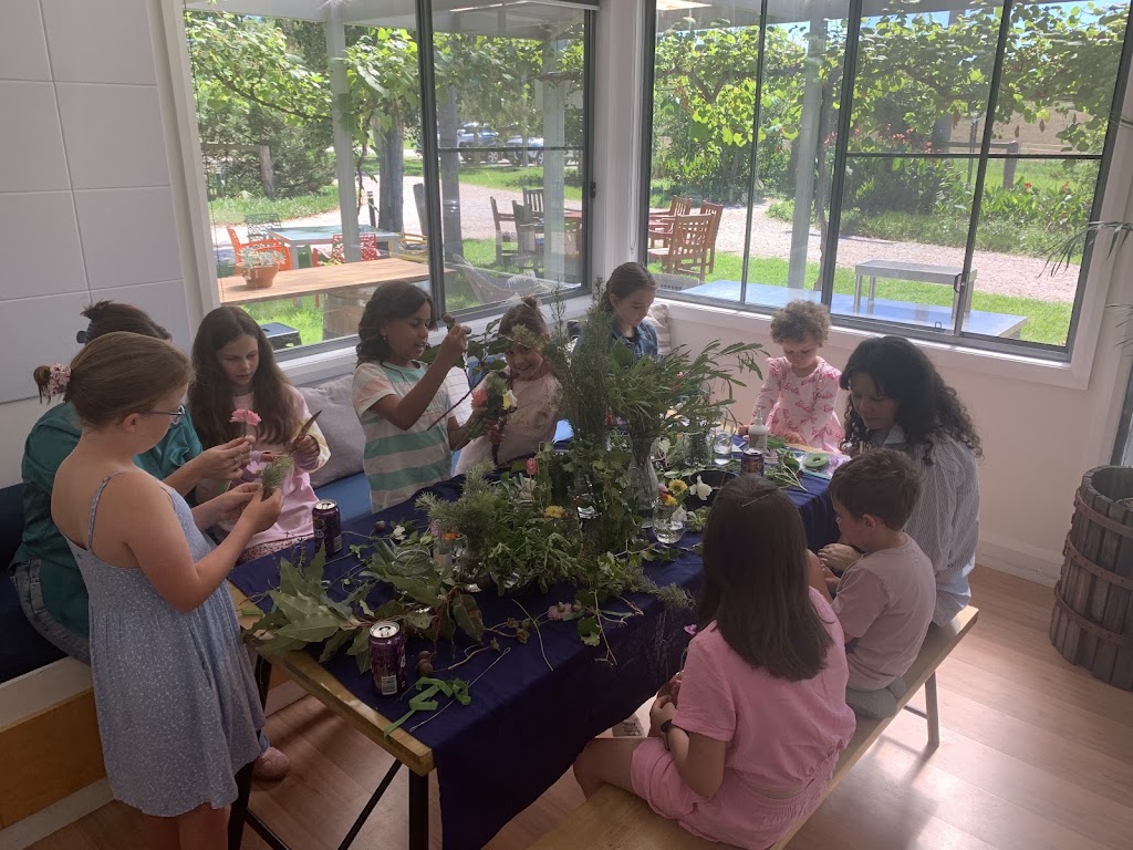 Clover Cellars | 68 Edgell Ln, Buckaroo NSW 2850, Australia | Phone: 0481 948 355