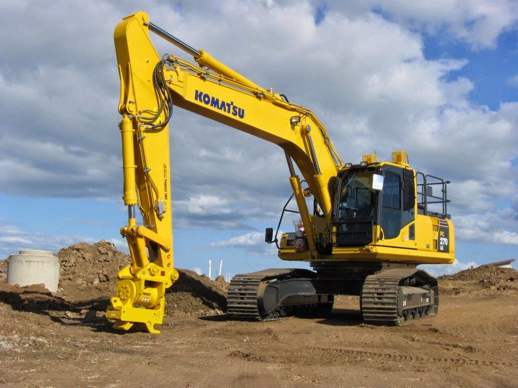 Hawe Earthmoving | 9 Collins St, Bundaberg East QLD 4670, Australia | Phone: 0415 798 364