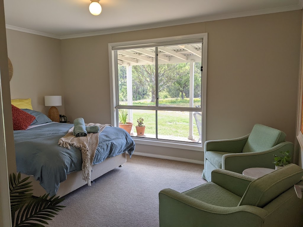 Firetail Cottage, Capertee Valley | 1527 Glen Davis Rd, Capertee NSW 2846, Australia | Phone: 0499 995 222