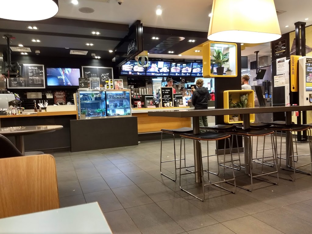 McDonalds Childers | cafe | 150-152 Churchill St, Childers QLD 4660, Australia | 0741263839 OR +61 7 4126 3839