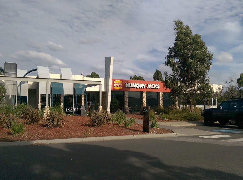 Hungry Jacks | restaurant | 290 Sand Rd, Longwarry VIC 3816, Australia | 0356299763 OR +61 3 5629 9763