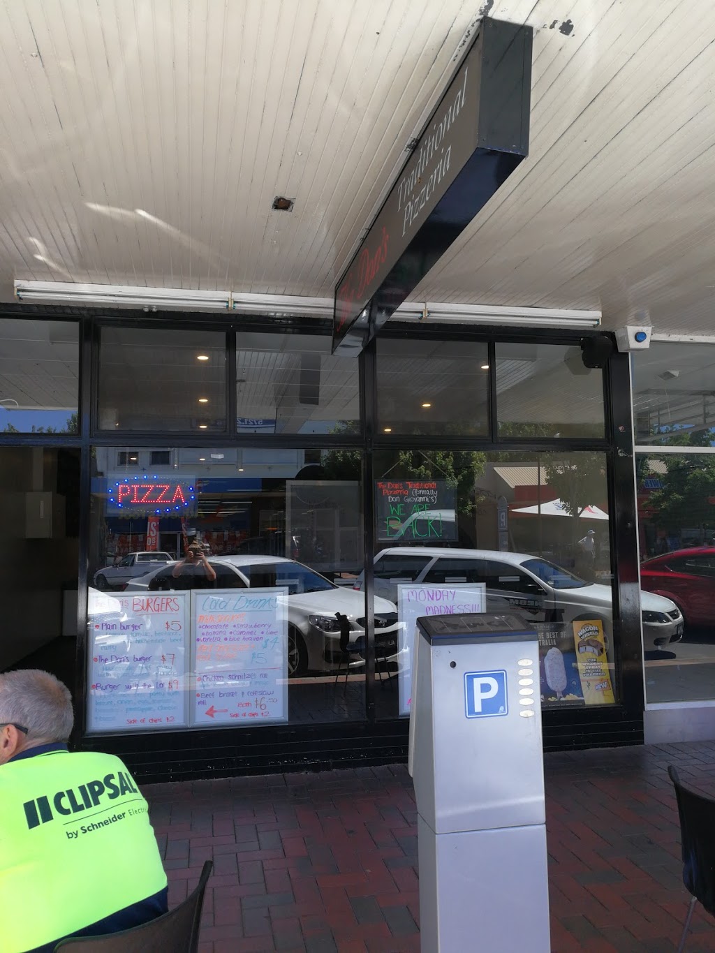 The Don’s Traditional Pizzeria | meal takeaway | Murphy St, Wangaratta VIC 3677, Australia | 0357212235 OR +61 3 5721 2235