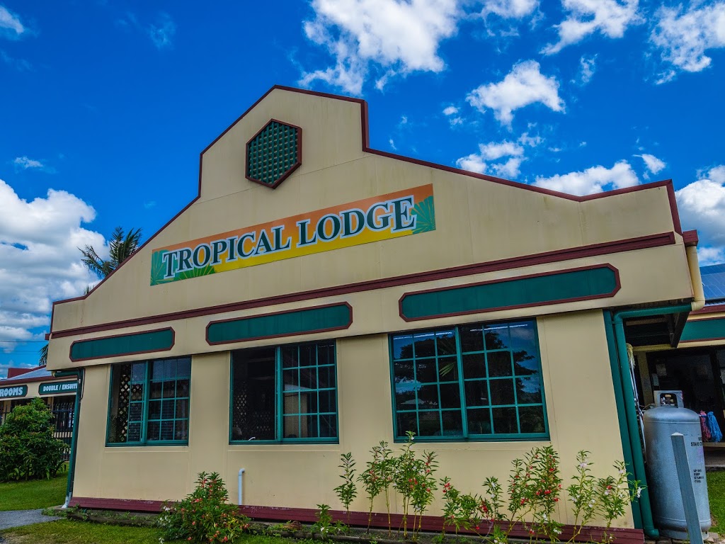 Tropical Lodge | lodging | 17/23 Flying Fish Point Rd, Innisfail Estate QLD 4860, Australia | 0740617477 OR +61 7 4061 7477