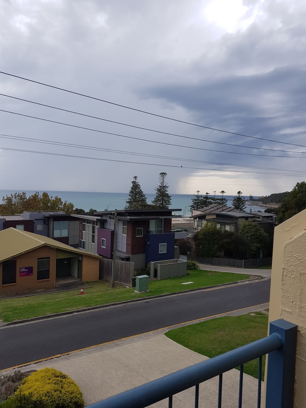 OCEAN SUN APARTMENTS | real estate agency | 14 Smith St, Lorne VIC 3232, Australia | 0352891891 OR +61 3 5289 1891