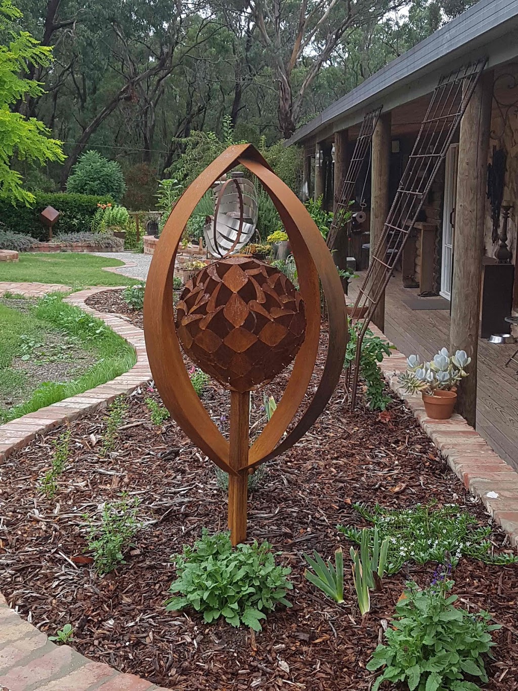 Woodland Sculptures | art gallery | 10 Woodland Dr, Scarsdale VIC 3351, Australia | 0419569963 OR +61 419 569 963