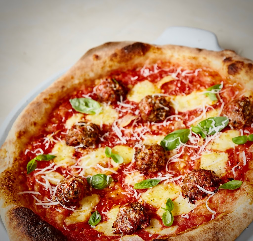 Jamie Oliver’s Pizzeria | restaurant | Hooker Blvd, Broadbeach Waters QLD 4218, Australia