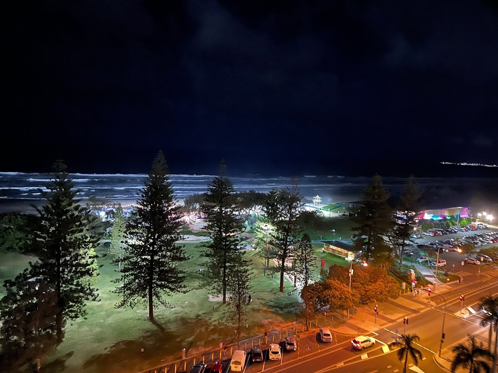 Kurrawa Beach Club | bar | Kurrawa Tce, Broadbeach QLD 4218, Australia | 0756770954 OR +61 7 5677 0954