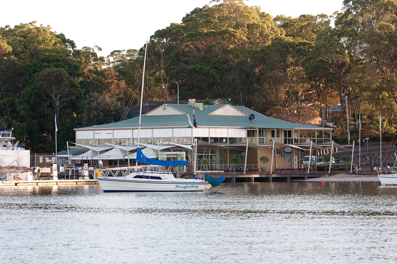 The Beauty Establishment | Shop 4 Soldiers Point Marina, Sunset Boulevard, Soldiers Point NSW 2317, Australia | Phone: 0403 593 699