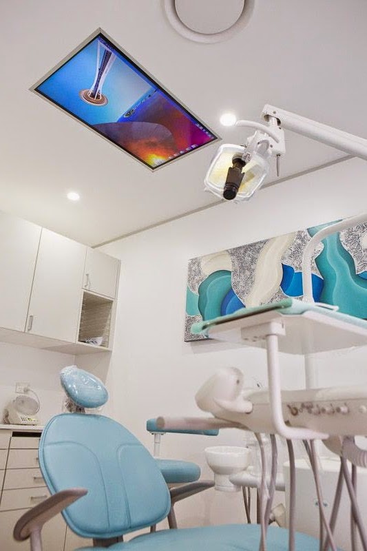 Australian Oral Health Centre | dentist | 1b/14 Anella Ave, Castle Hill NSW 2154, Australia | 0297614777 OR +61 2 9761 4777
