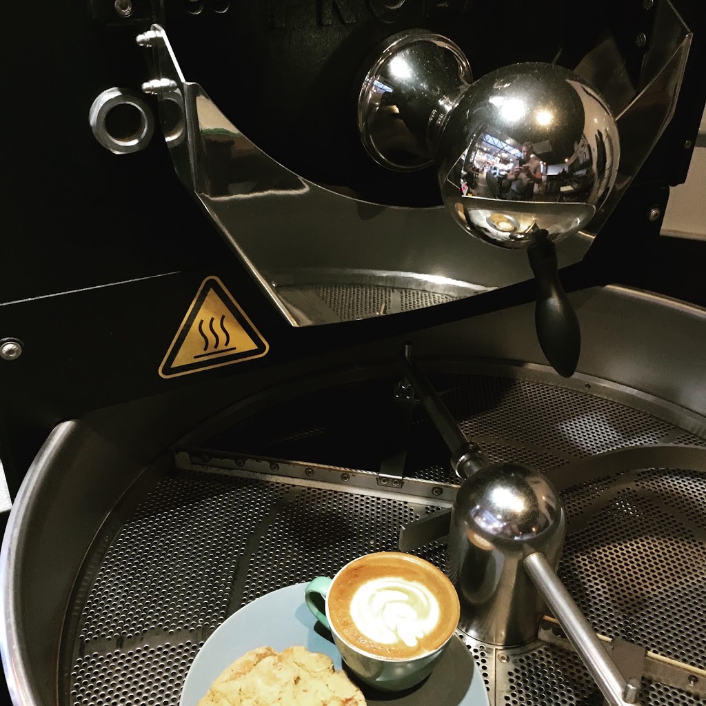 Pomeroys Coffee Roasters | Capri on Via Roma Shopping Centre Shop 3G10, Isle Of Capri, 15 Via Roma, Surfers Paradise QLD 4217, Australia | Phone: (07) 5592 0868